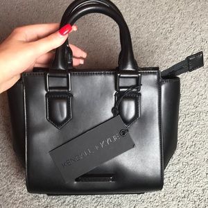 NEW Kendall and Kylie black purse